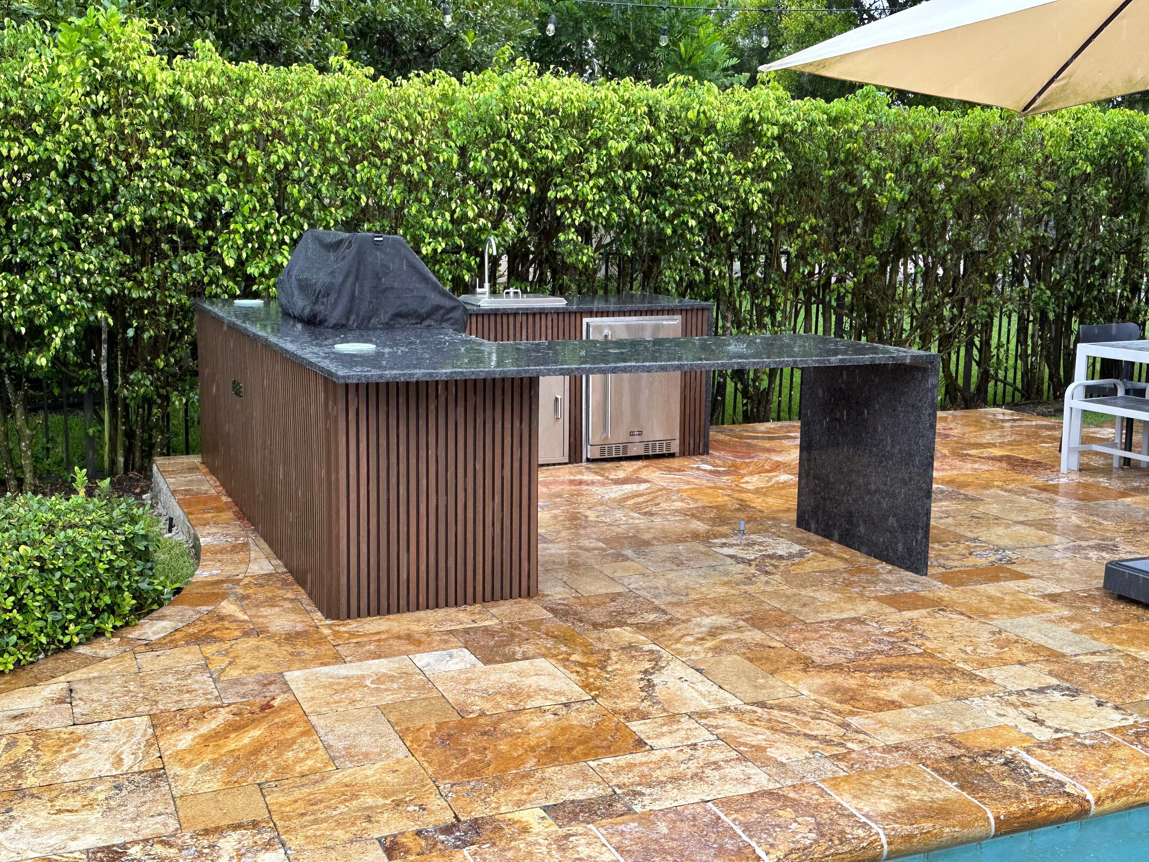 Custom outdoor bar and kitchen area